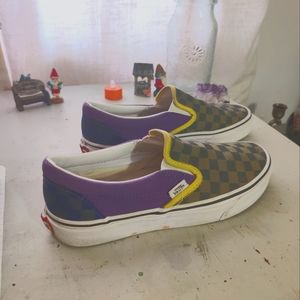 Vans (Not Motor Vehicles)